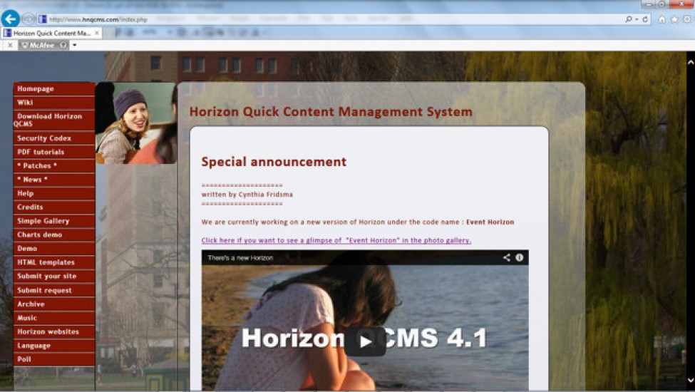 PHP, Javascript, CSS, MySQL and HTML
www.hnqcms.com